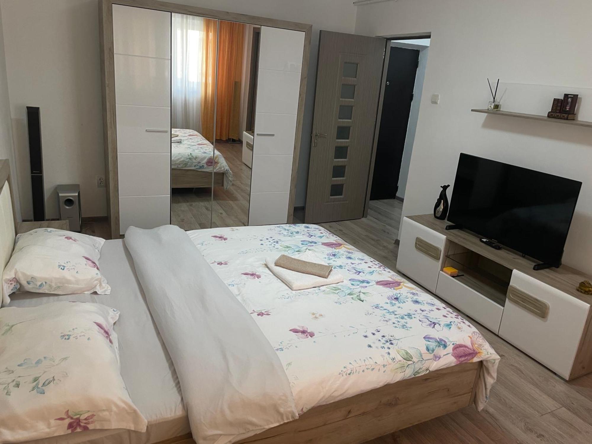 Maria Central Studio Râmnicu Vâlcea Exteriér fotografie
